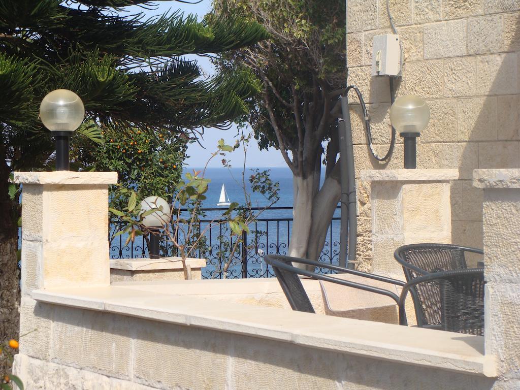 Tamer Guest House Haifa Buitenkant foto