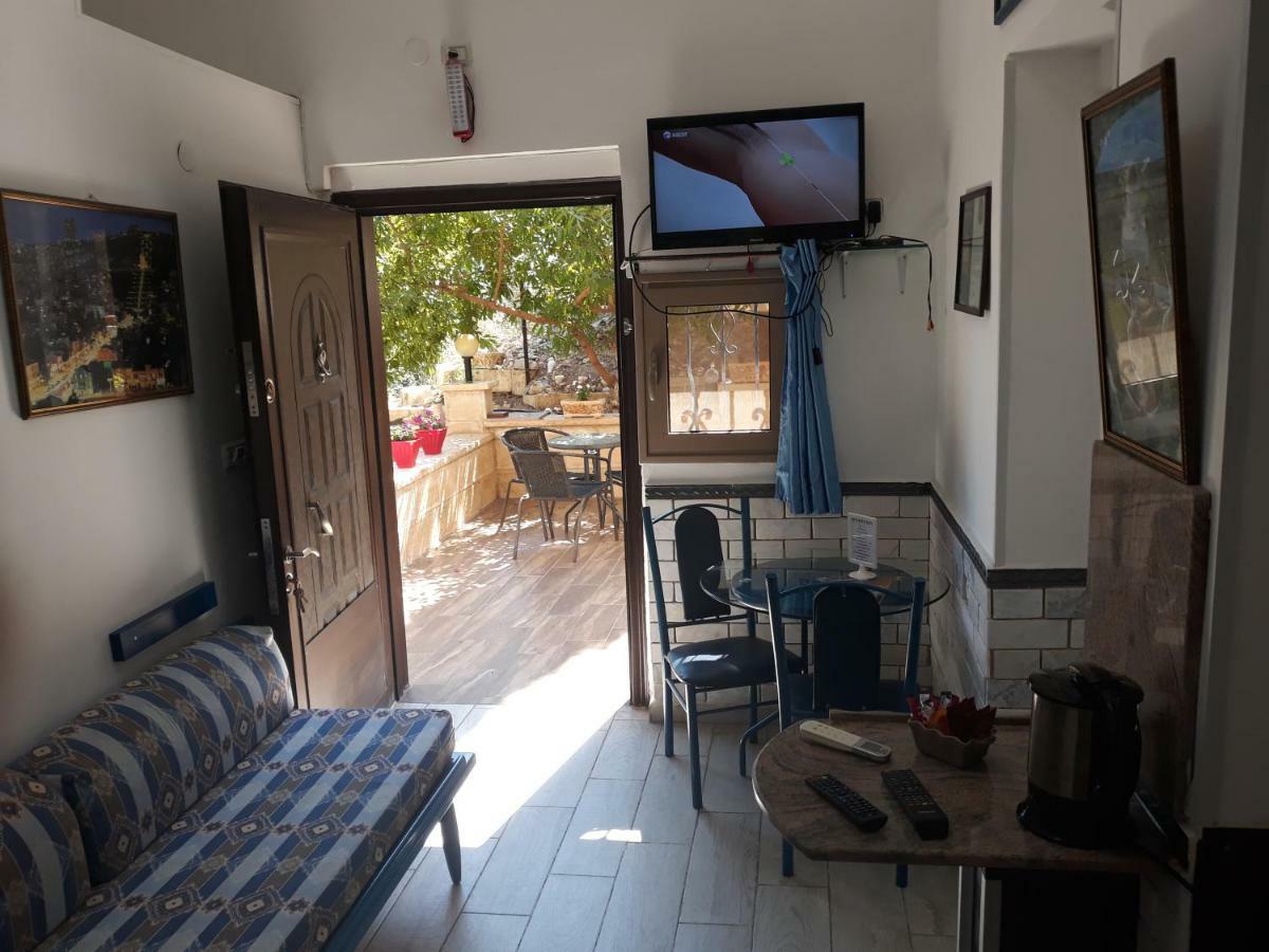 Tamer Guest House Haifa Buitenkant foto